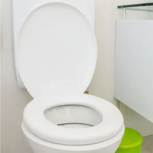 Assento Sanitário Oval em Polietileno Almofadado Branco - Imagem 7