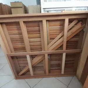 Jan Guilhot Cedro Misto 1,20 X 1,00 Guilhotina Venez Abrir