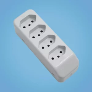 Tomada Móvel Múltipla 2p+t 10a/250v Quádrupla Cinza - Fame